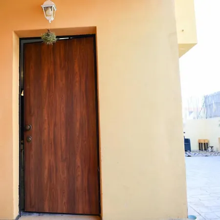 Domus Alba Con Giardino Esclusivo Lägenhet